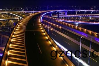 城市(shi)道路(lu)炤明(ming)