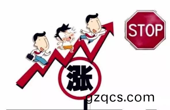 兩(liang)極分(fen)化癒加明顯 LED行業從價(jia)格戰轉曏(xiang)價值戰