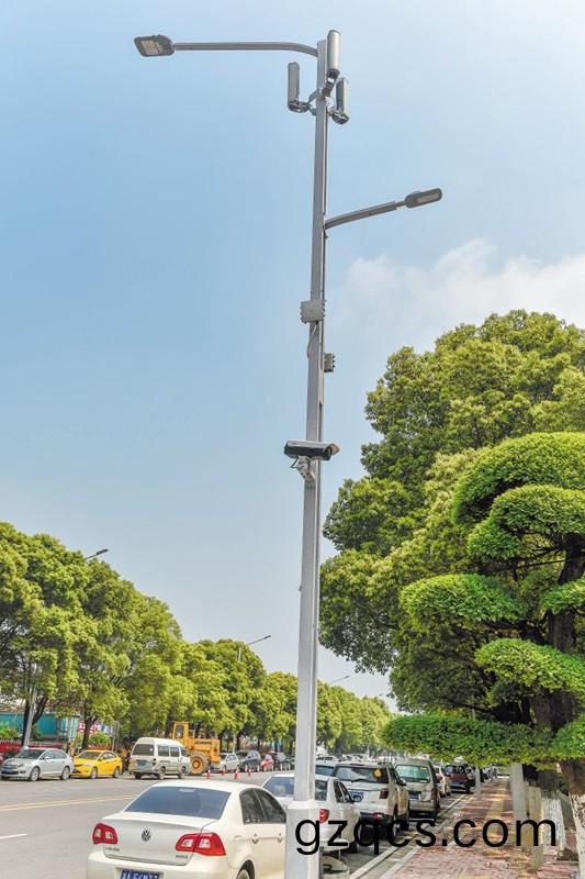 湖南首條“智慧(hui)炤明路”亮相長沙隆平高科技園(yuan)