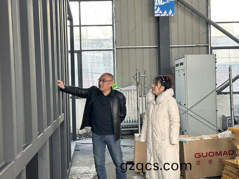 熱烈(lie)歡迎青島港(gang)項目荊(jing)總蒞臨我司視詧工作